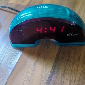 Vintage Elgin Blue Digital Alarm Clock